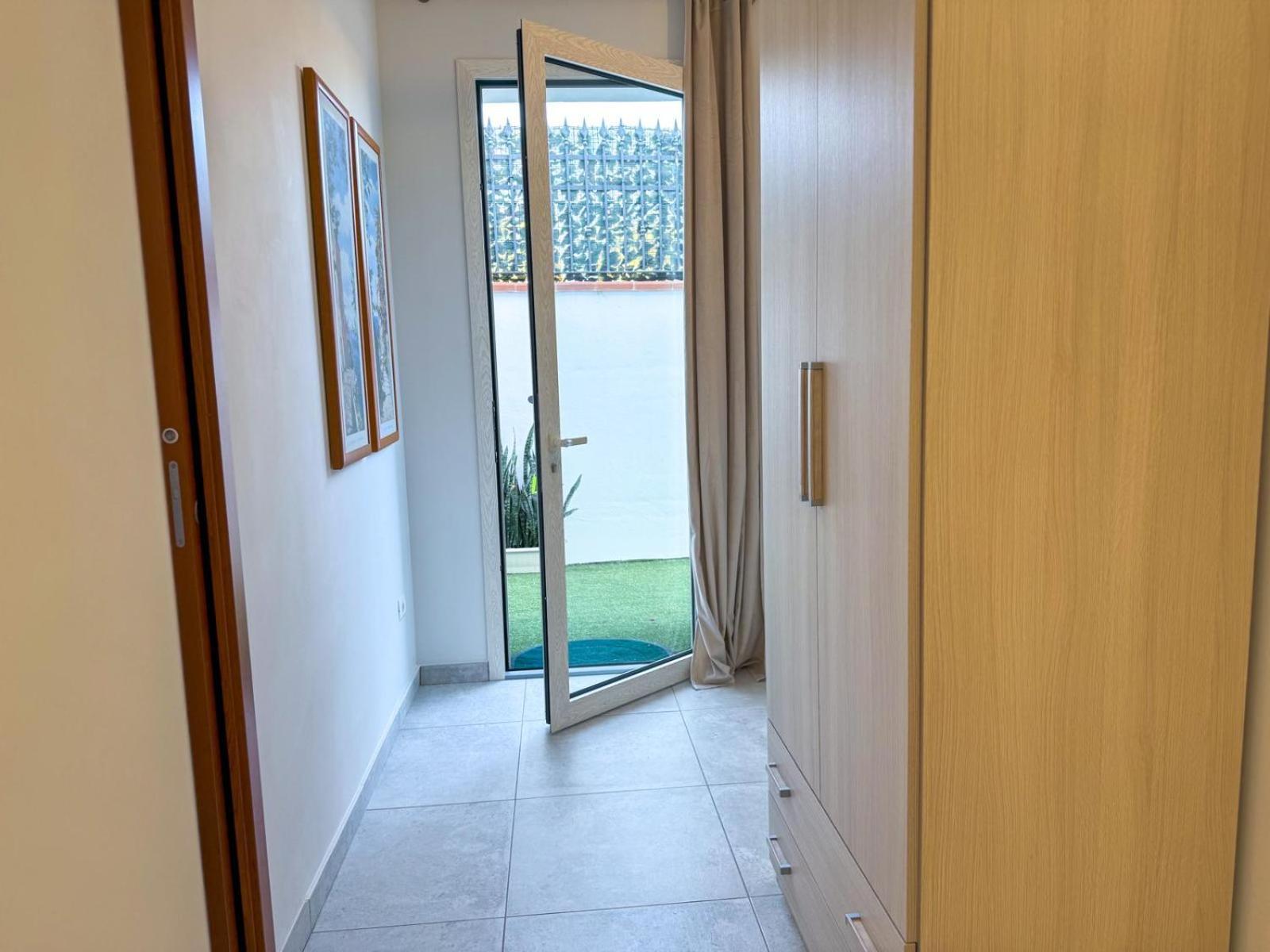 Vicoletto Fiorito Hotel Porto Empedocle Bagian luar foto